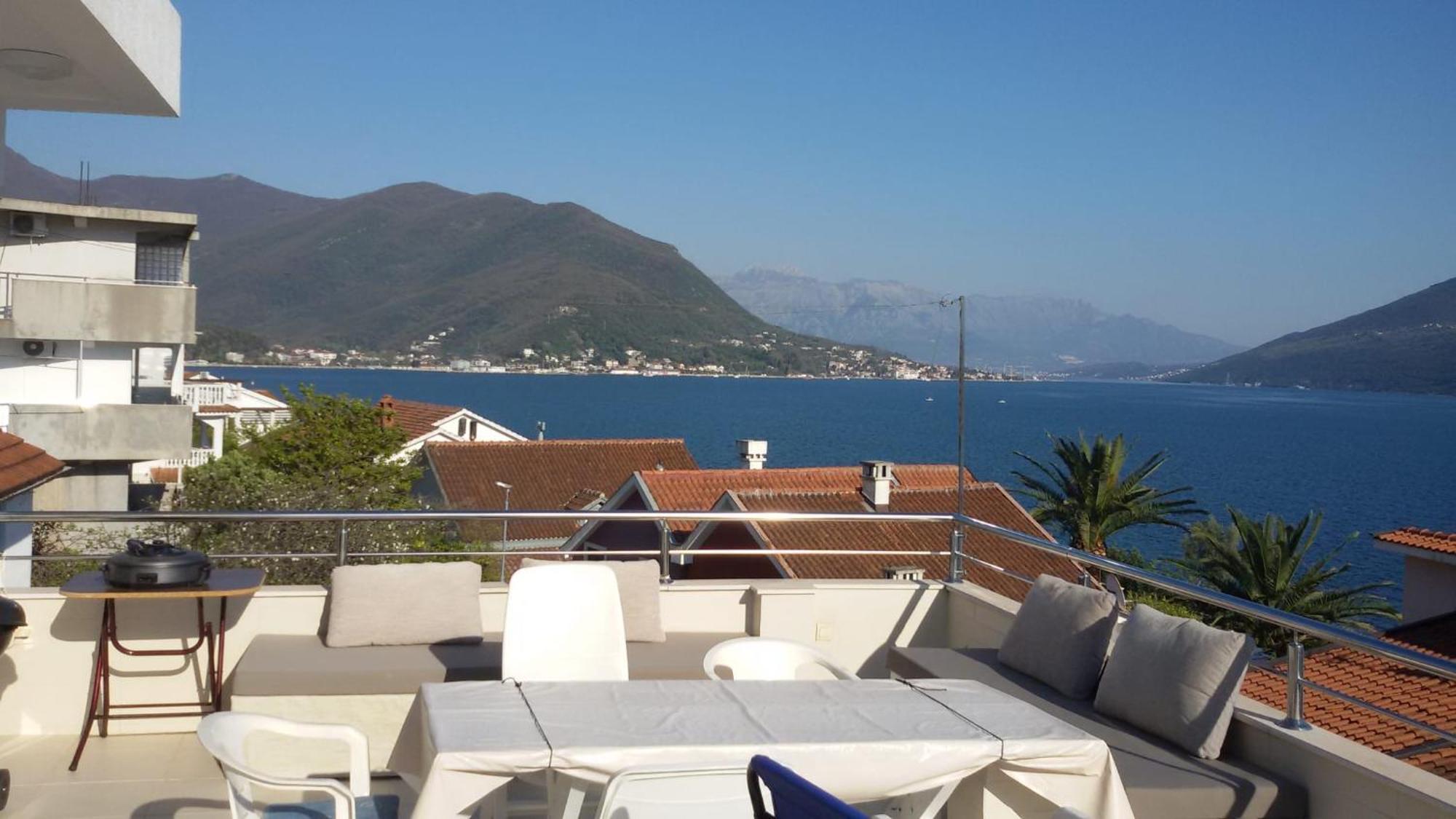 Sea View Apartments Herceg Novi Rom bilde