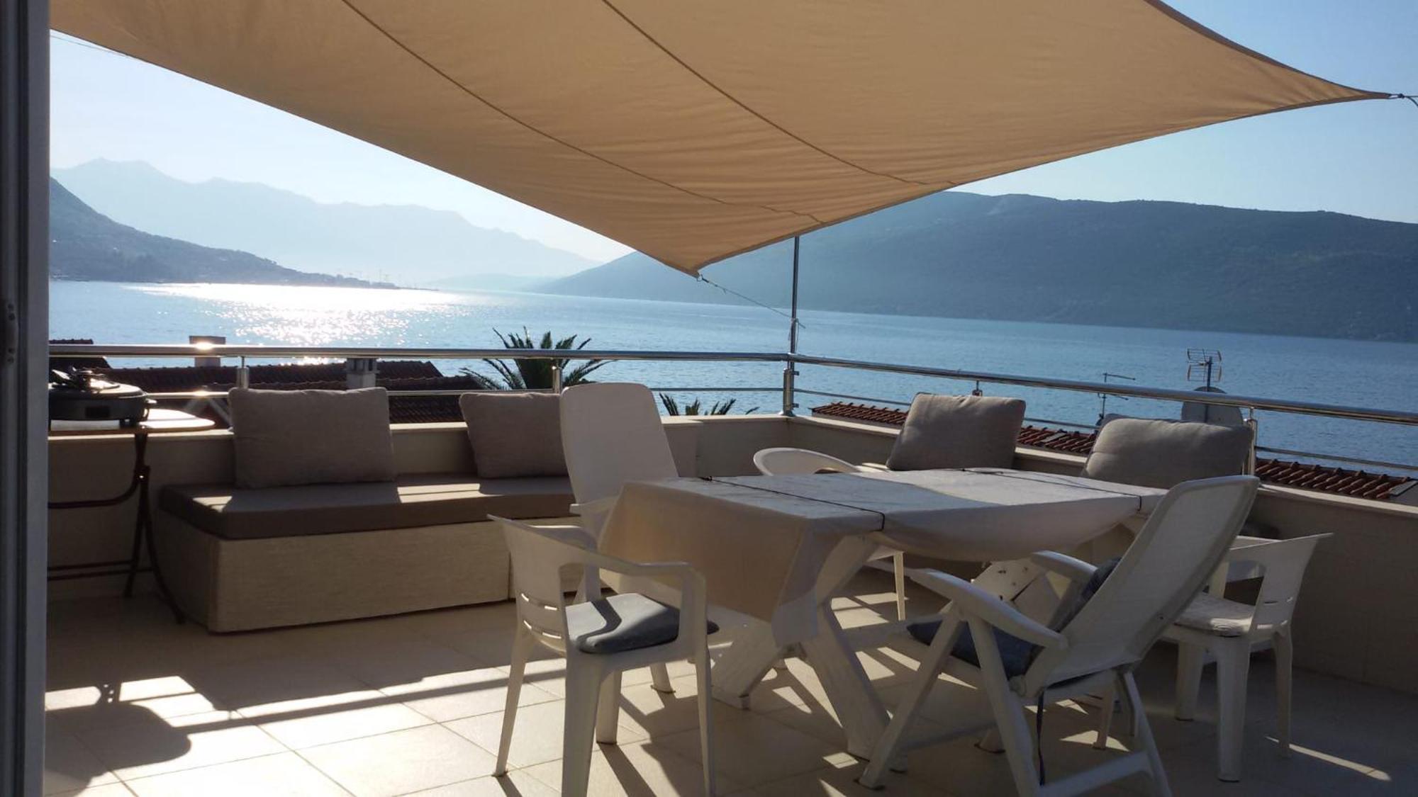 Sea View Apartments Herceg Novi Rom bilde